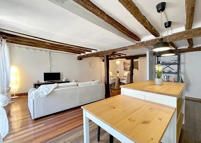 Apartamento De Diseno Junto Al Puerto De קסטרו אורדיאלס