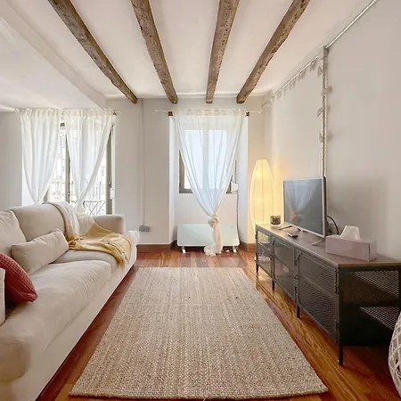 Apartamento De Diseno Junto Al Puerto De *